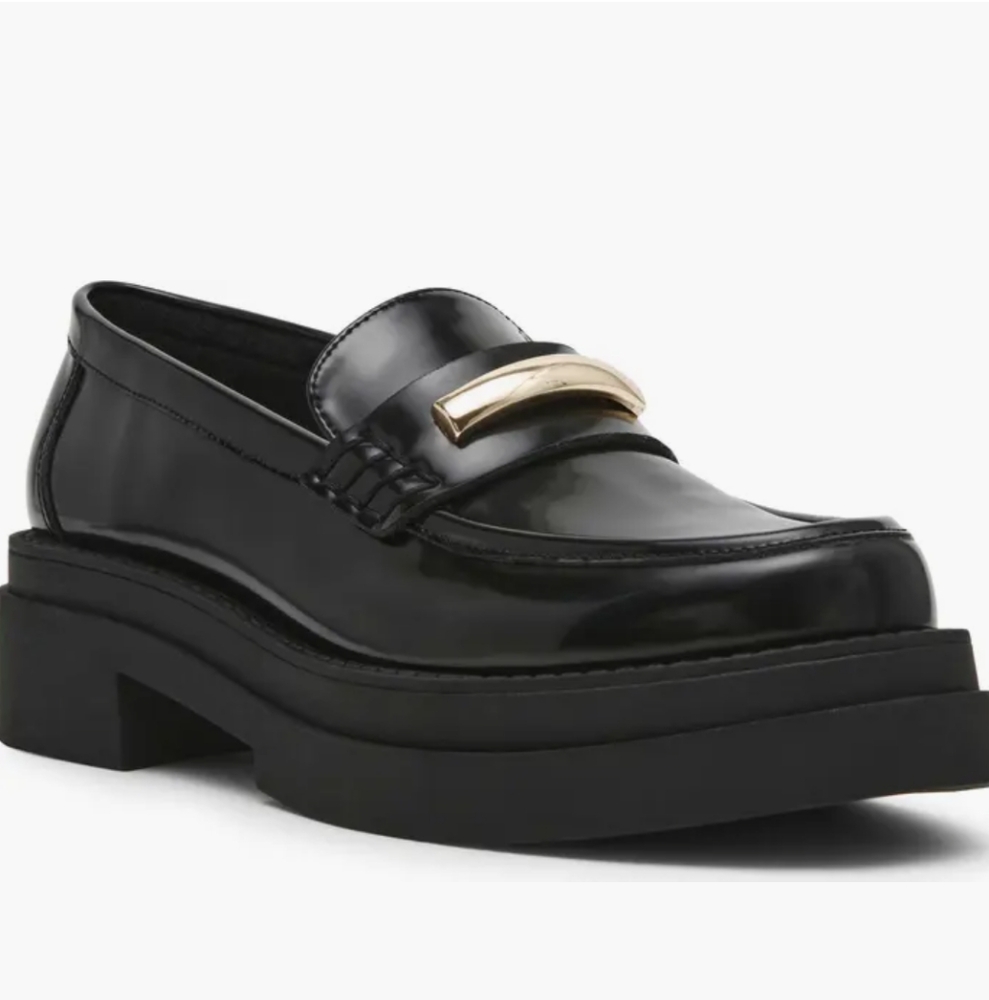 Rodrigo Platform Bit Black Loafer with Gold Accent... Size 7.5